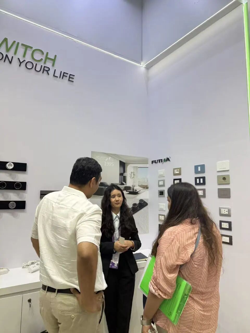 futina-139th-canton-fair-new-products-10.jpg
